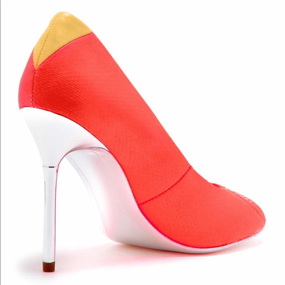 Sam Edelman Reagan Peep-Toe Pump - Picture 10 of 10